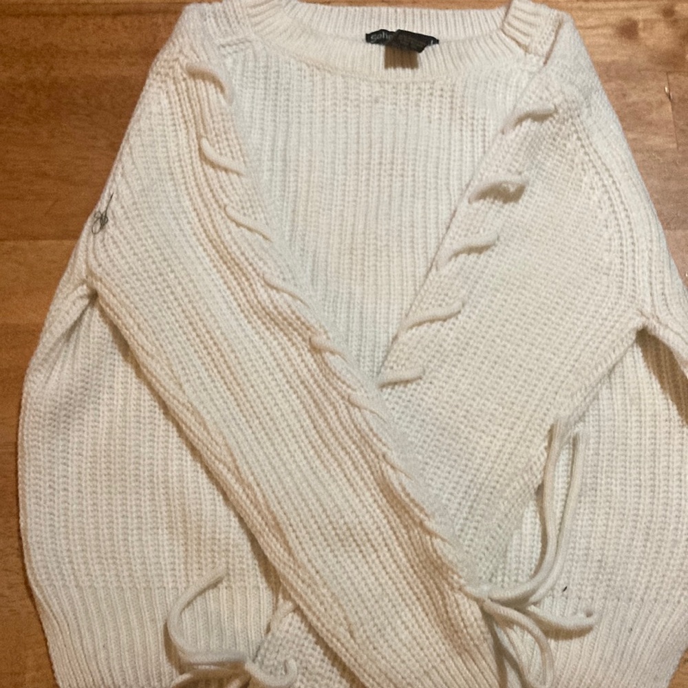 White knit Sweater
